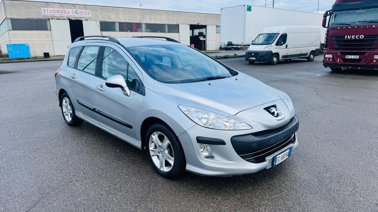 Peugeot 308 1.6 HDi 110CV SW Ciel Sportium