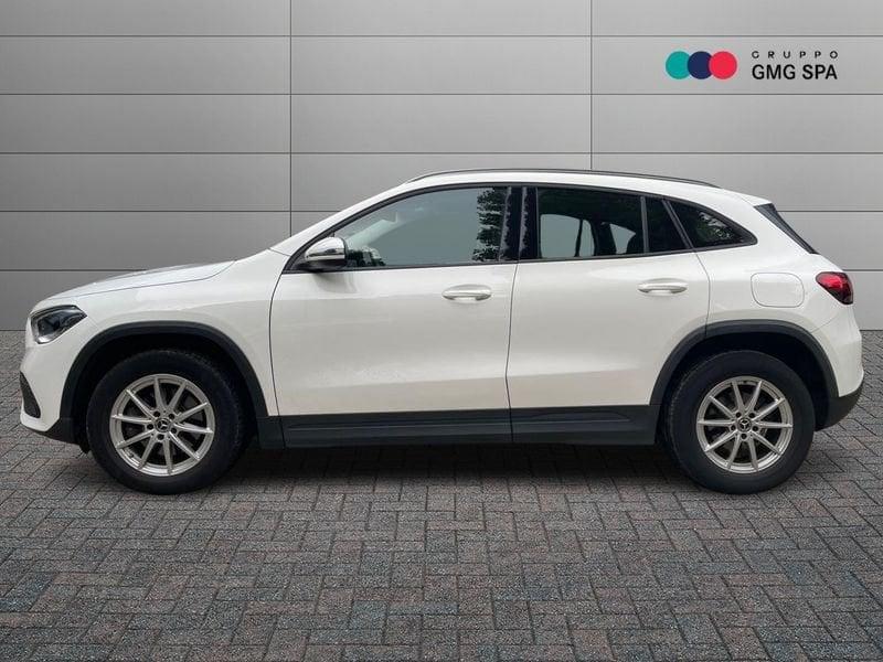 Mercedes-Benz GLA 180 d Business auto