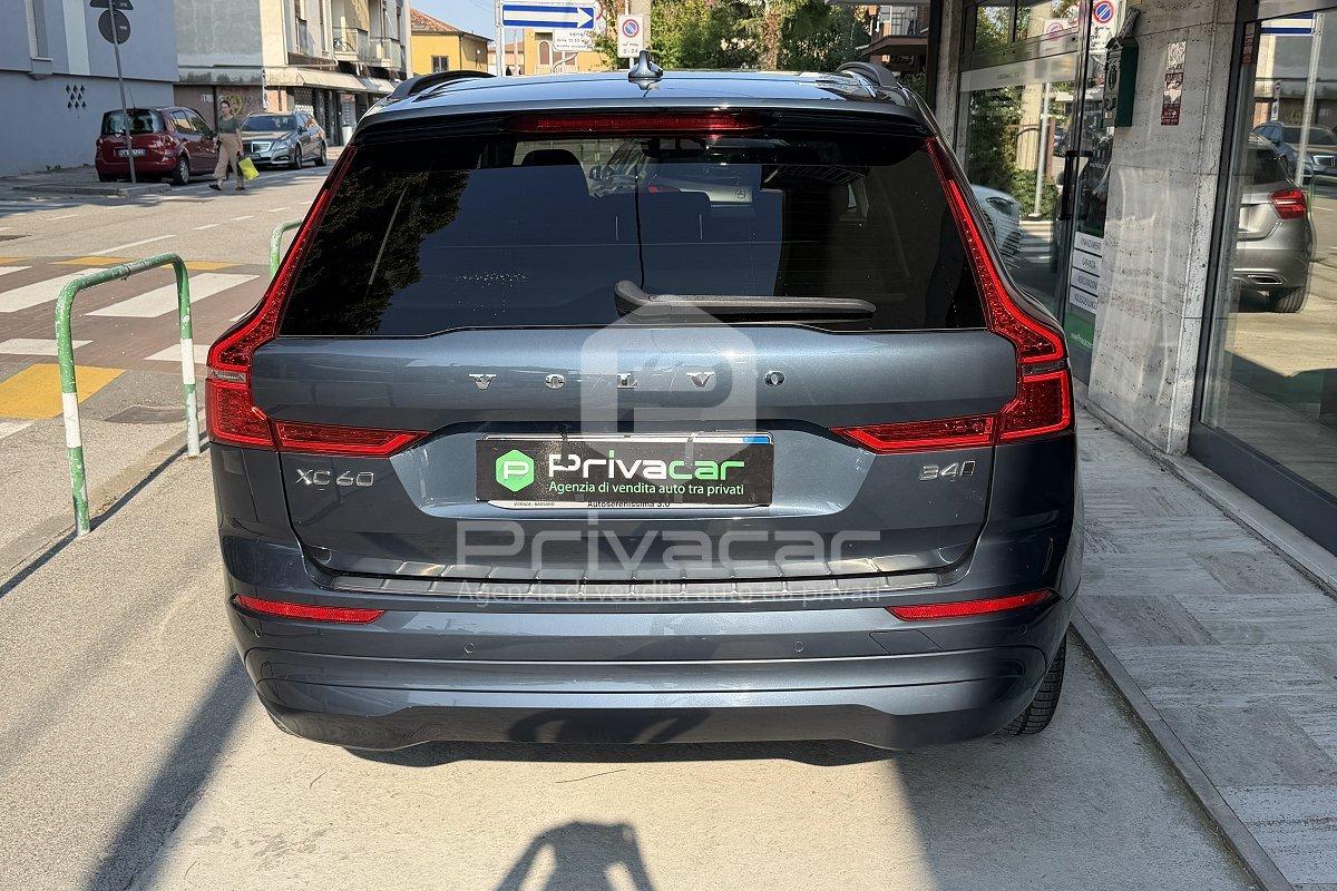 VOLVO XC60 B4 (d) AWD automatico Core