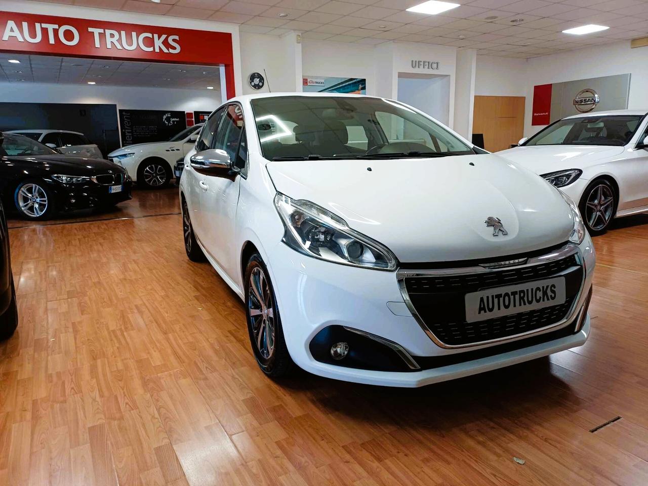 Peugeot 208 BlueHDi 75 5 porte Allure