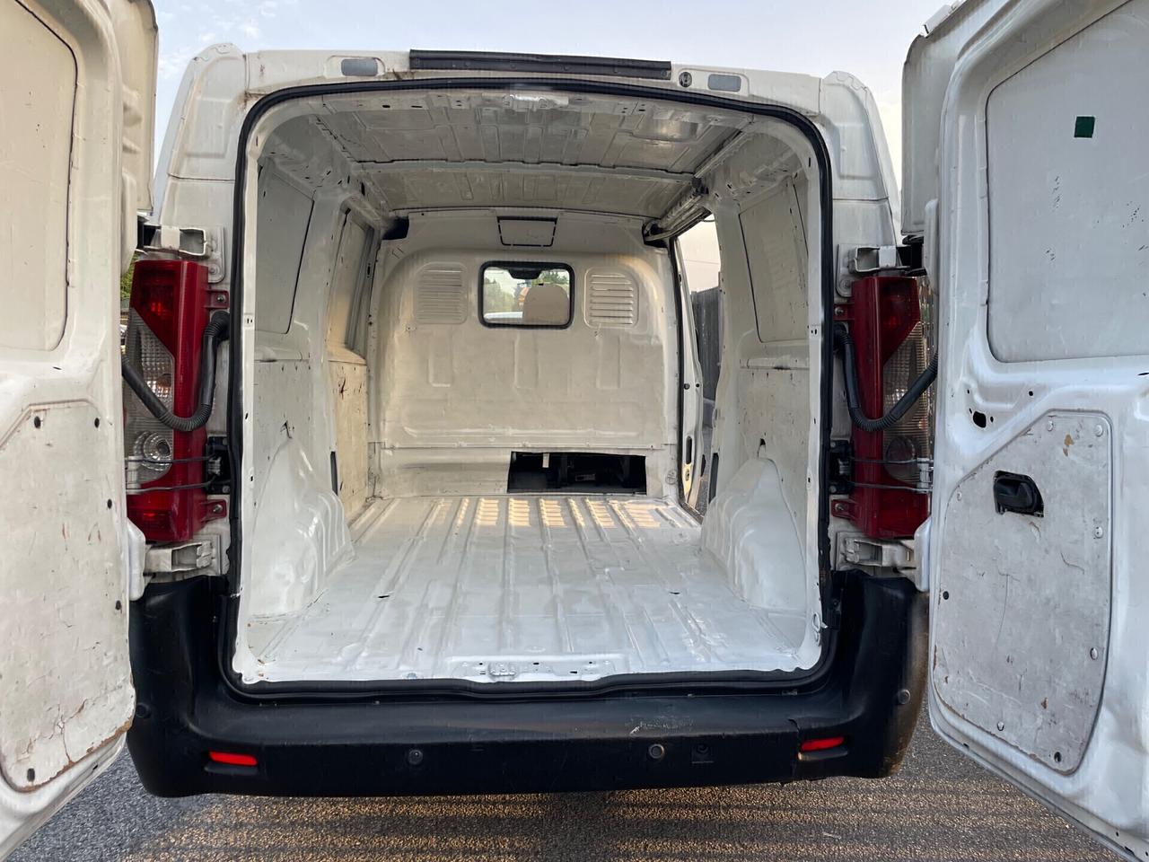 PEUGEOT EXPERT 2.0 MTJ MAXI 130 CV