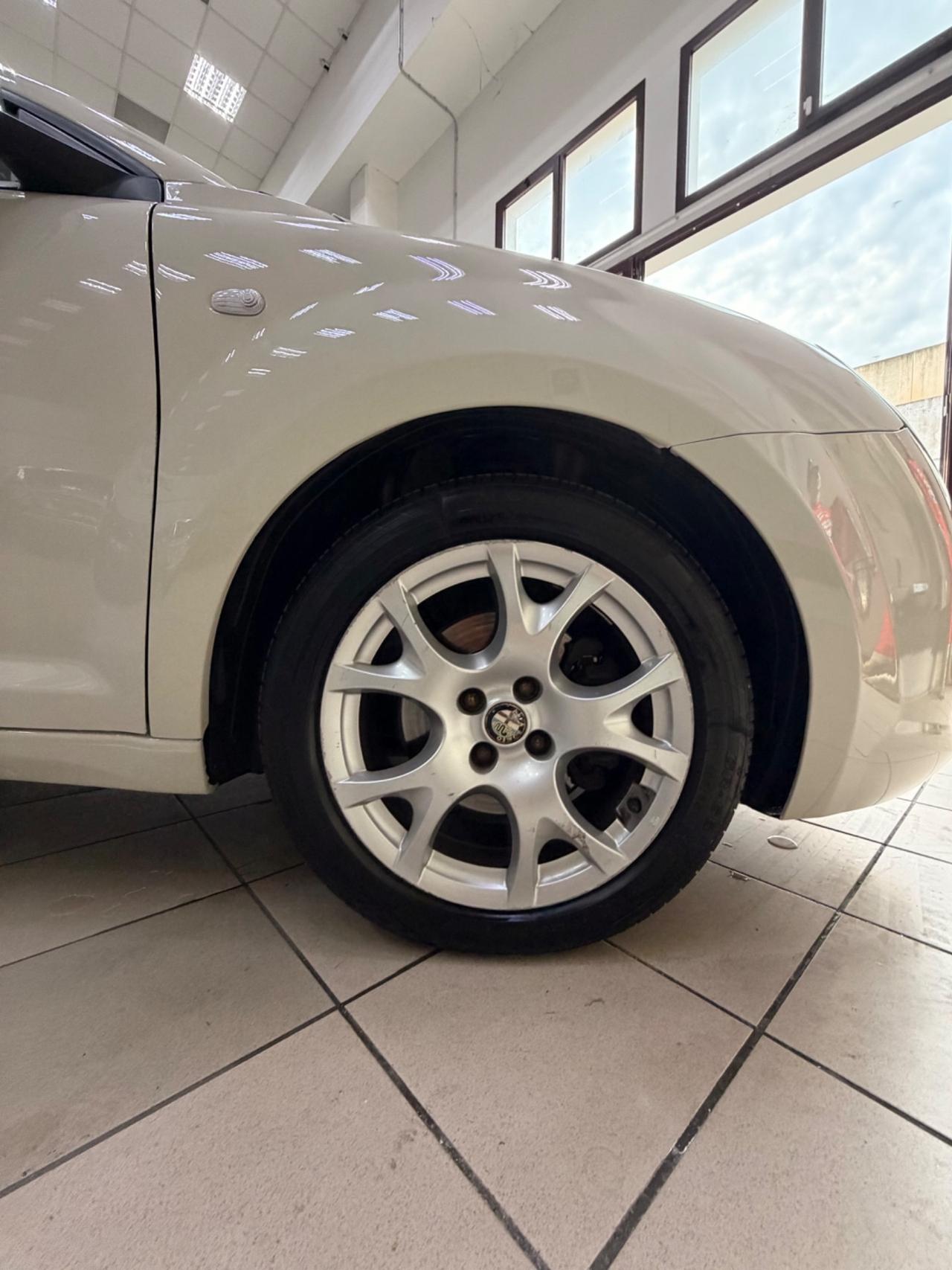 Alfa Romeo MiTo 1.6 JTDm-2 S&S SBK Serie Speciale