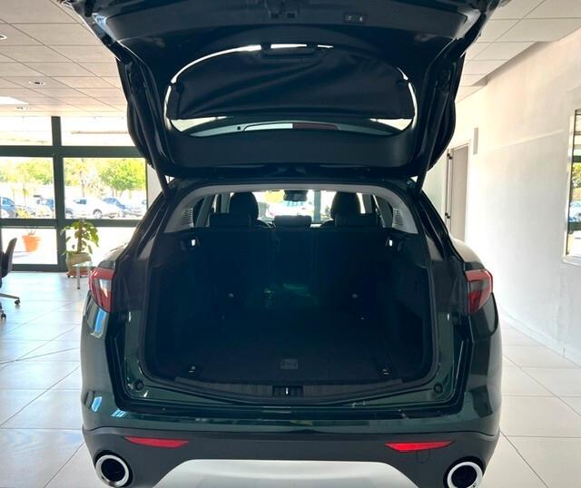 Alfa Romeo Stelvio 2.2 Turbodiesel 190 CV AT8 Q4 Business