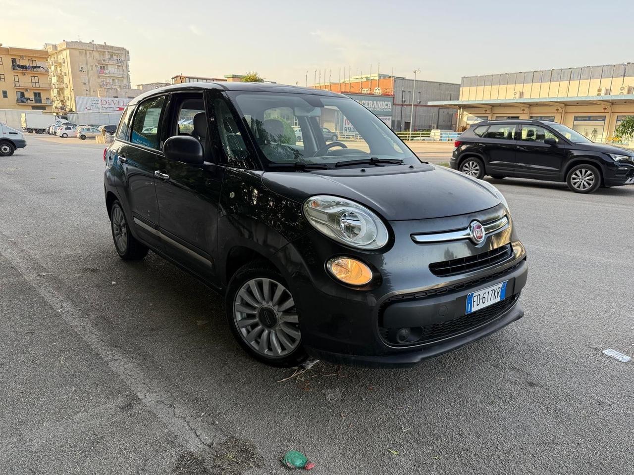 Fiat 500L 1.6 Multijet 120 CV Lounge in ottime condizioni