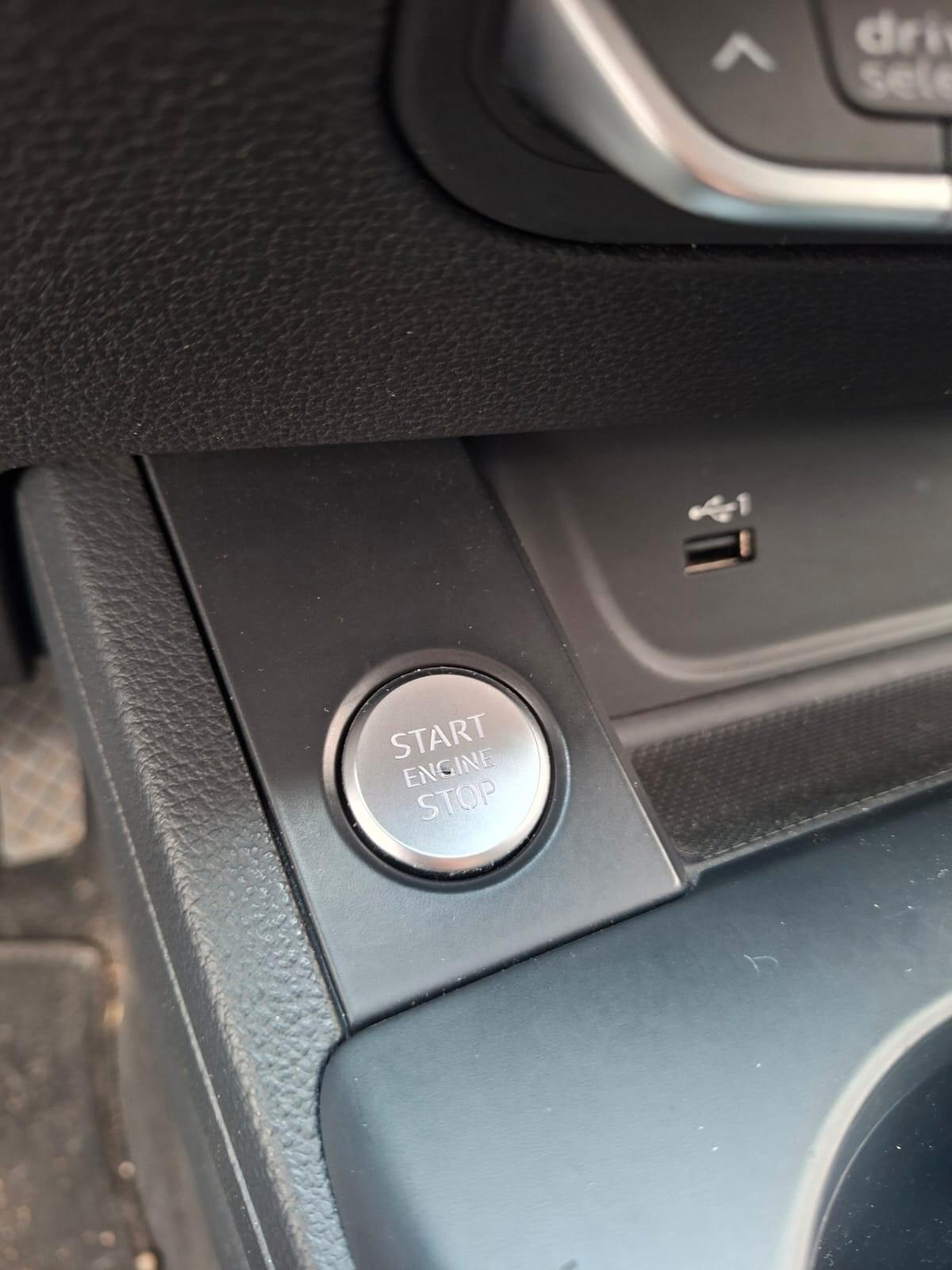 Audi A4 35 TDI/163 CV S tronic Business Advanced