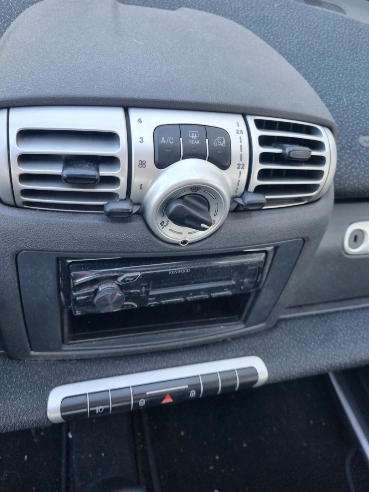Smart ForTwo 1000 52 kW coupé pulse