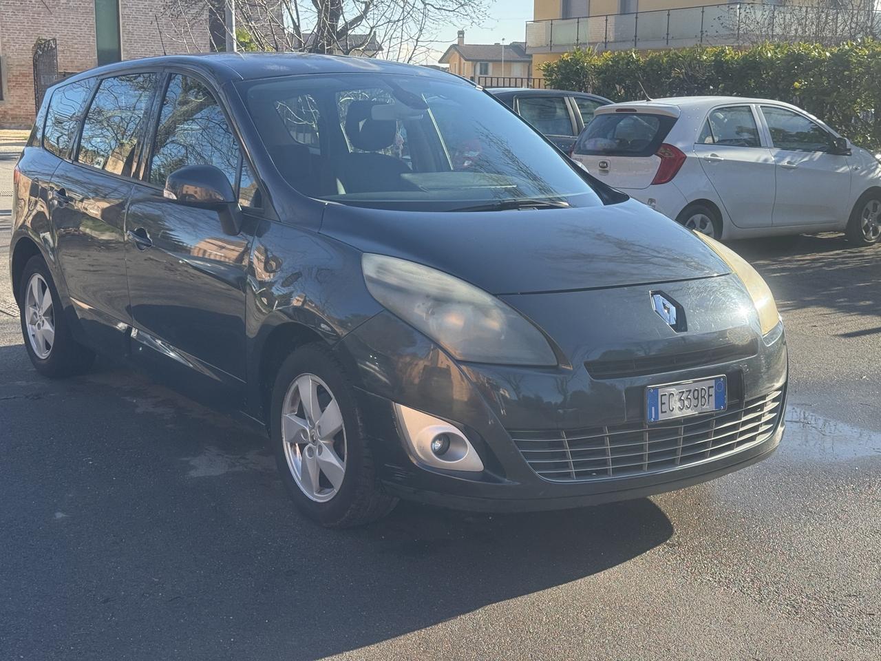Renault Scenic Scénic 1.9 dCi 130CV Luxe 7 Posti