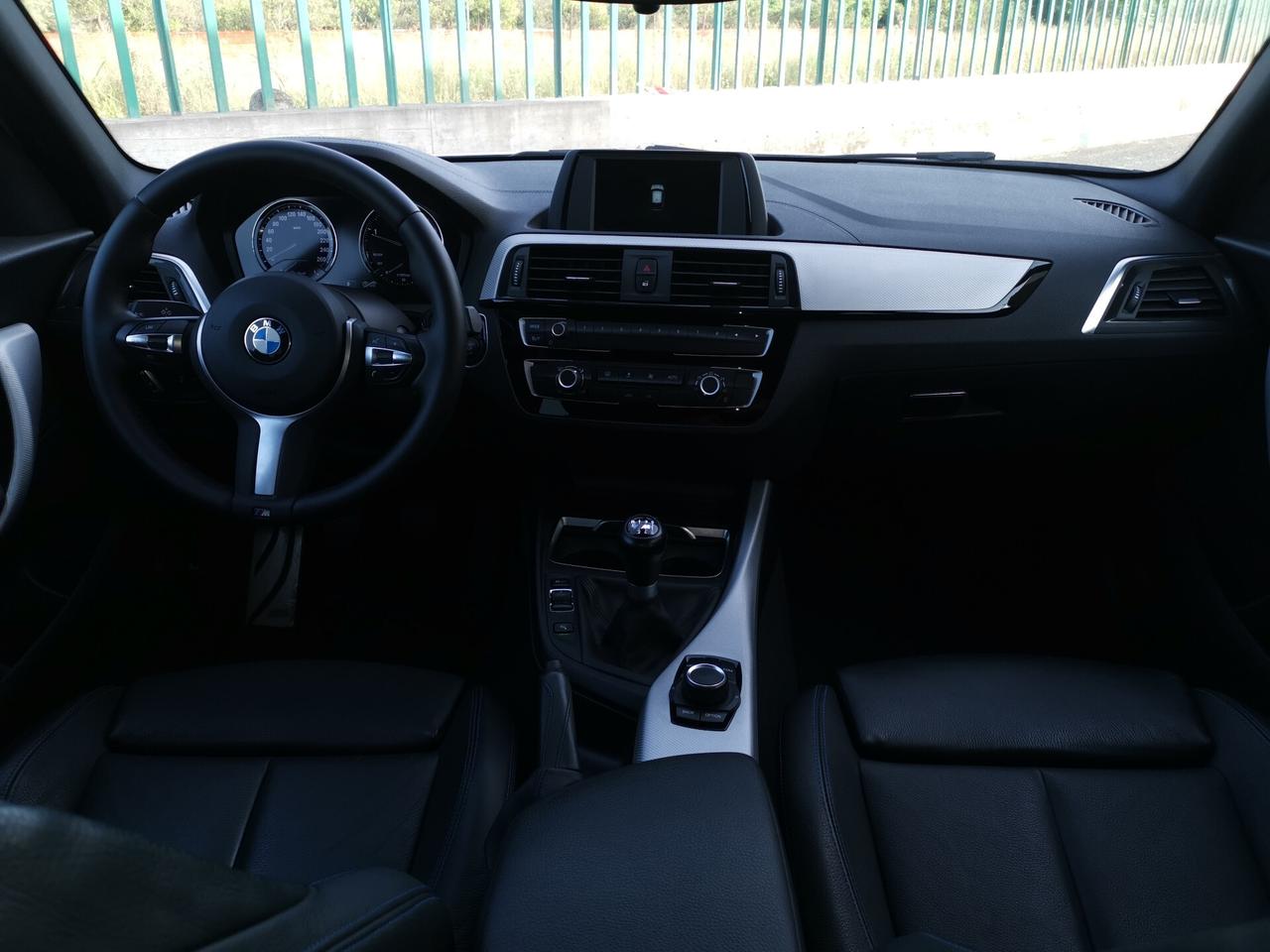 Bmw 118 118d 5p. Msport