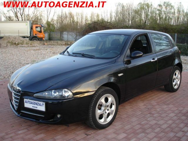 ALFA ROMEO 147 1.9 JTD (120) 5 porte Progression