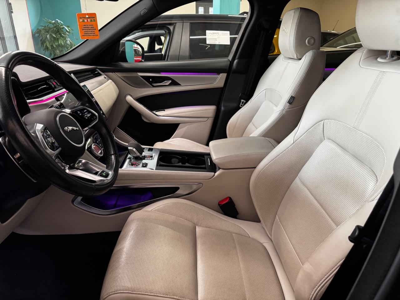 Jaguar F-Pace 2.0 D 163 CV R-Dynamic