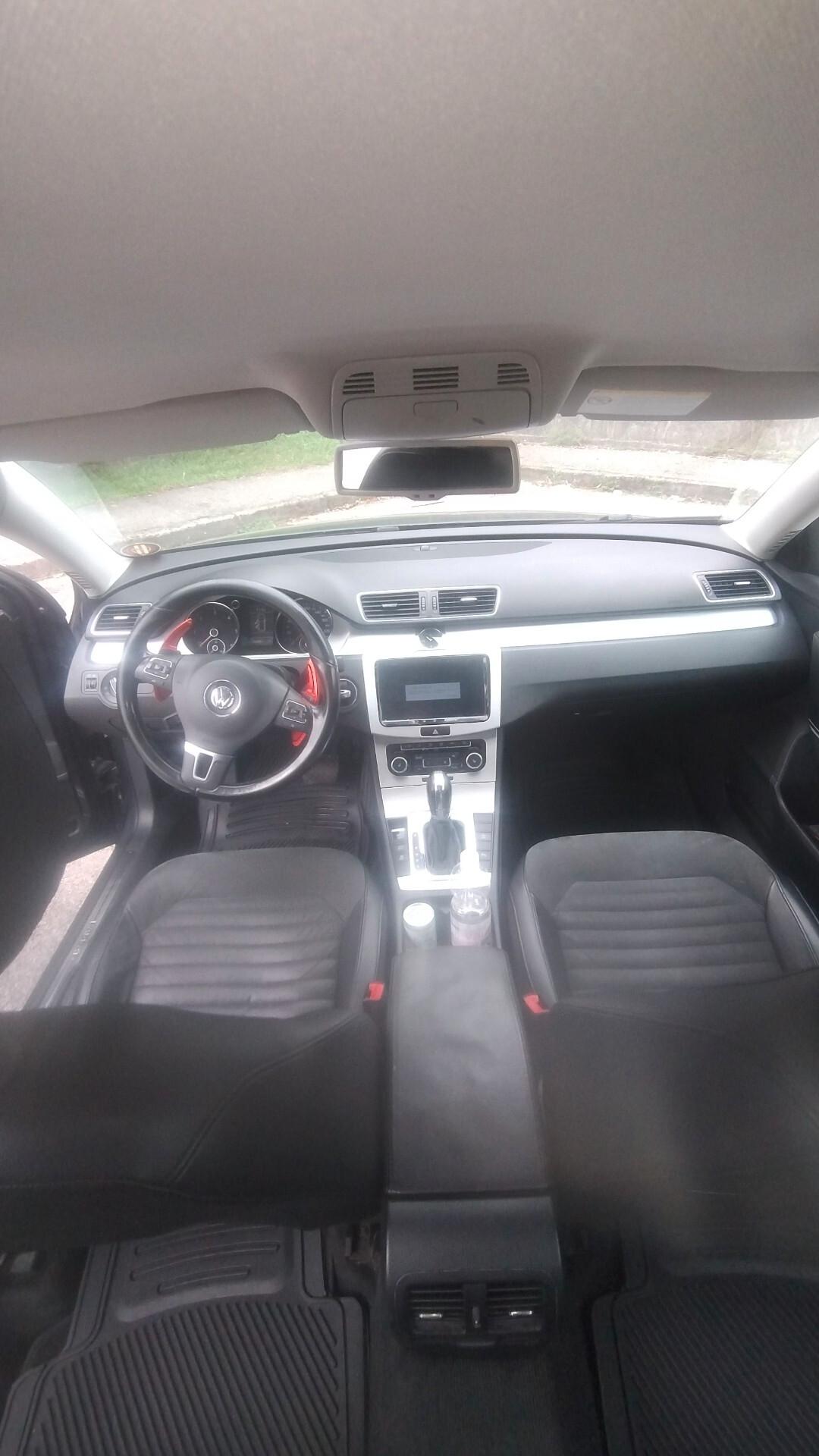 Volkswagen Passat 2.0 TDI DSG Highline BlueM. Tech.
