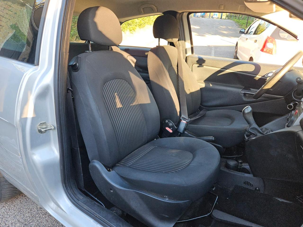 Lancia Ypsilon DIVA PER COMMERCIANTI