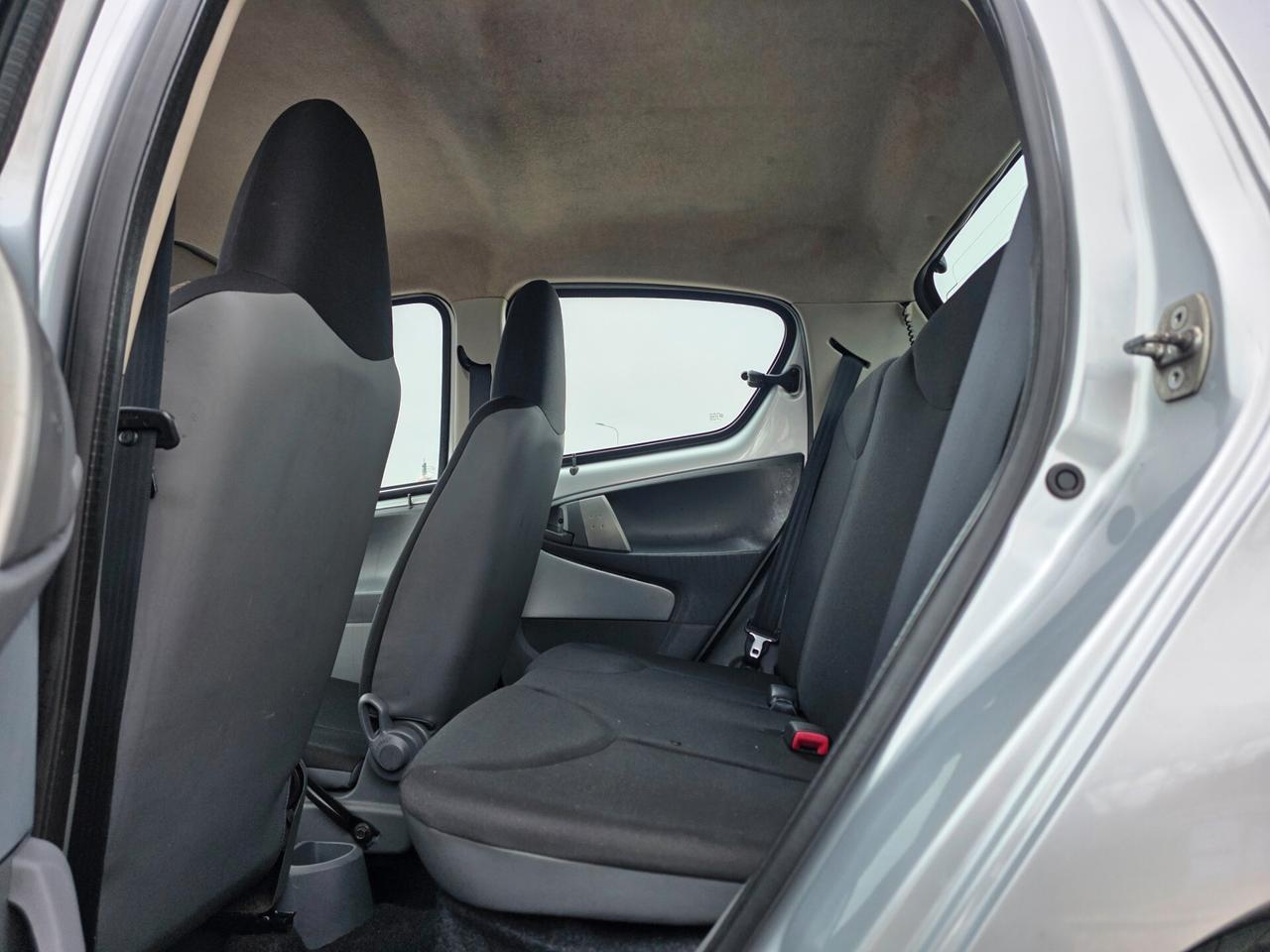 Toyota Aygo 1.0 12V VVT-i 5 porte Now