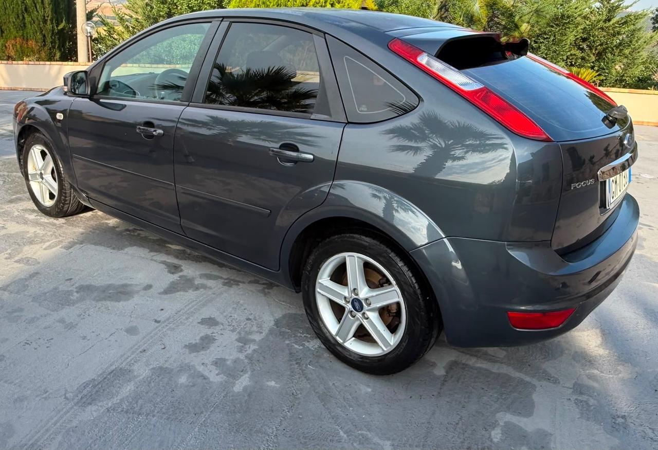 Ford Focus 1.6 TDCi (110CV) 3p. Tit. DPF
