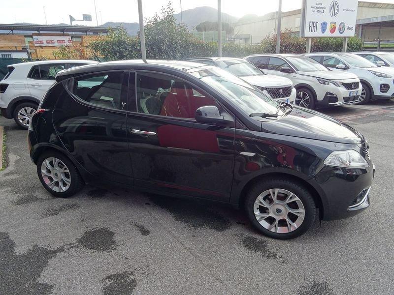 Lancia Ypsilon 1.2 69 CV 5 porte Gold