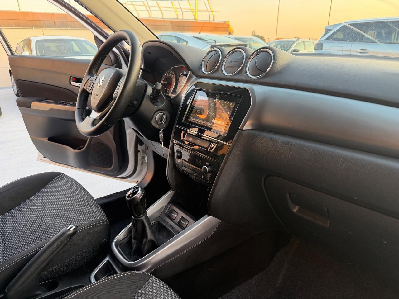 Suzuki Vitara 1.0 Boosterjet Cool 111cv