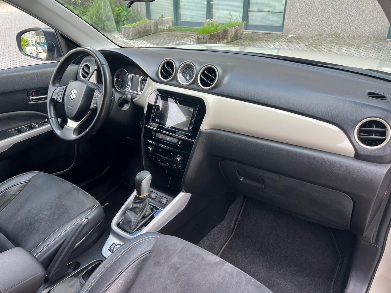Suzuki Vitara 1.6 DDiS 4WD AllGrip DCT V-Top*GANCIO TRAINO