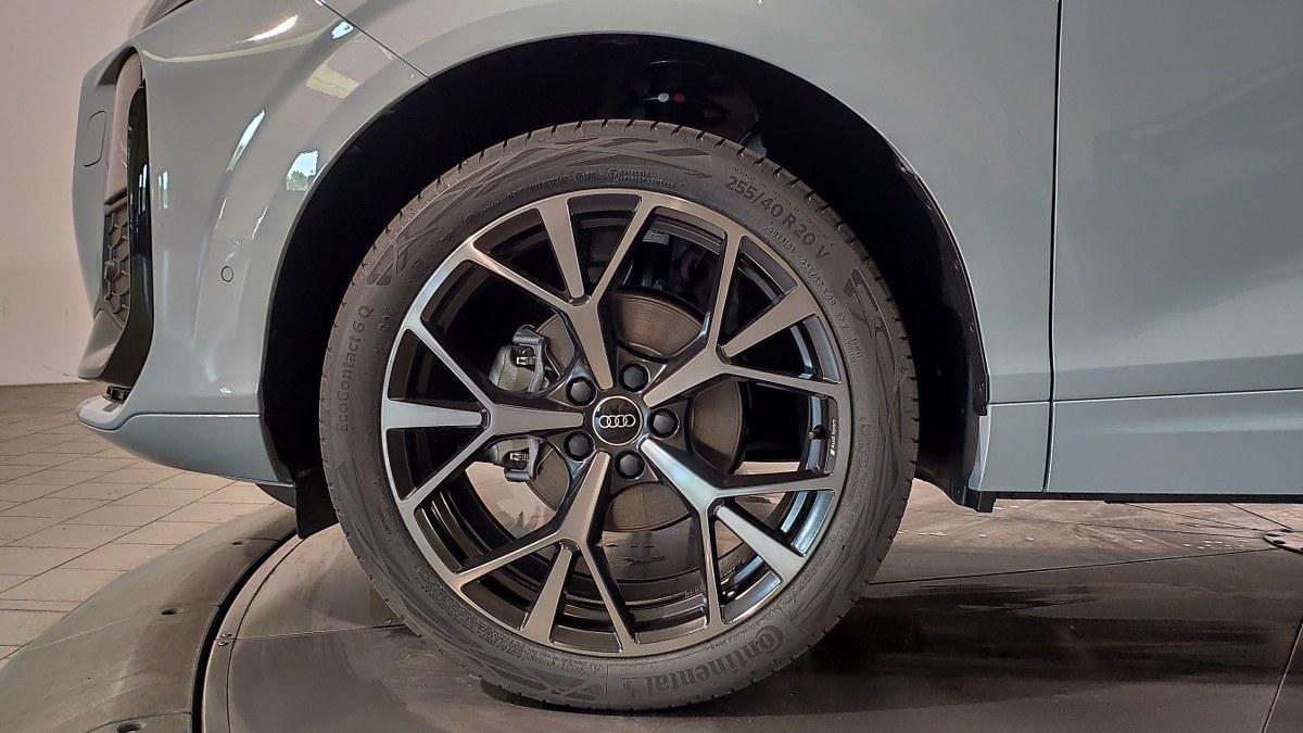 AUDI Q3 Tfsi 110 Kw Mhev S Tronic S Line Edition