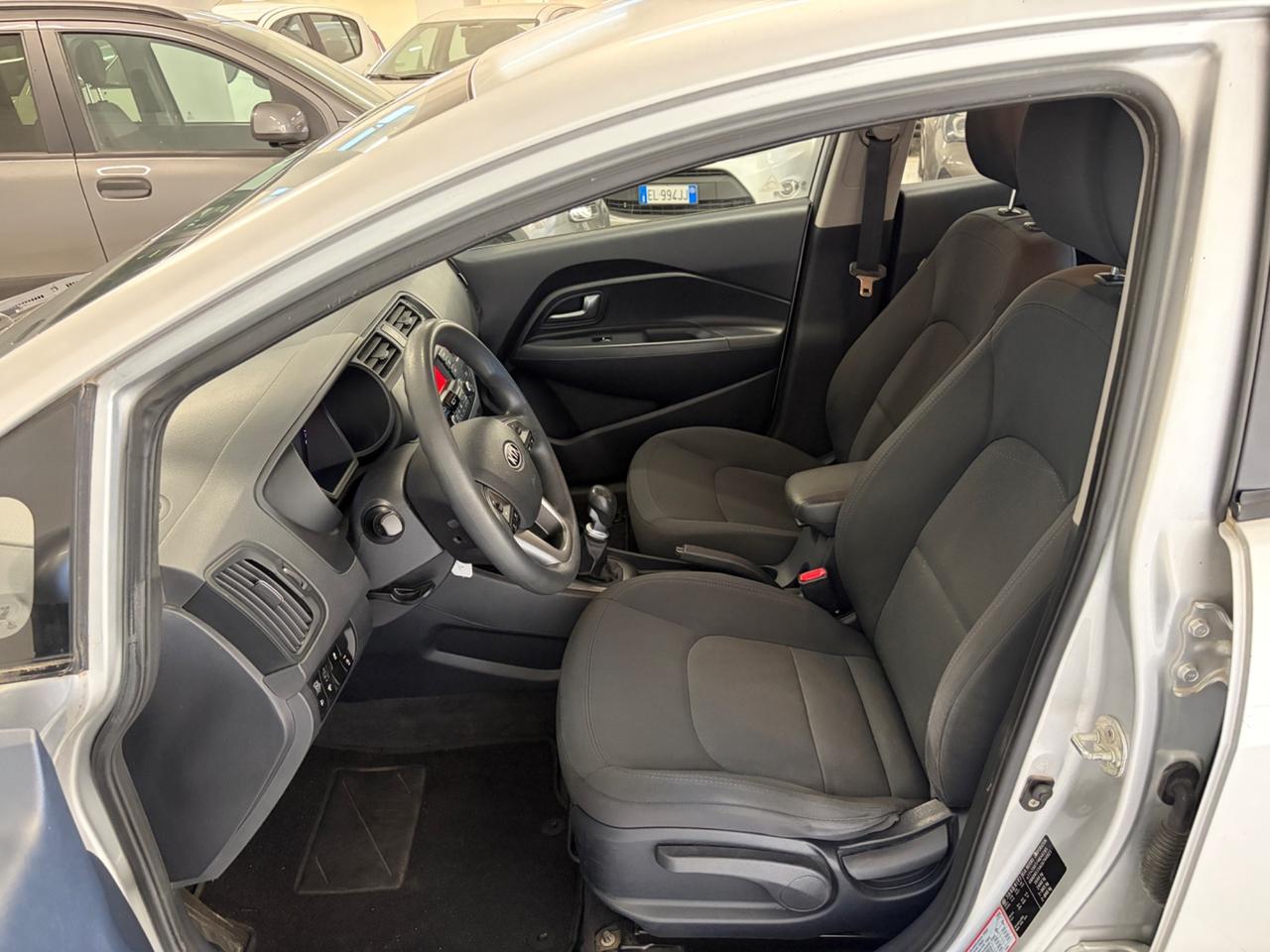 Kia Rio 1.1 CRDi WGT 5p. EX 6 marce