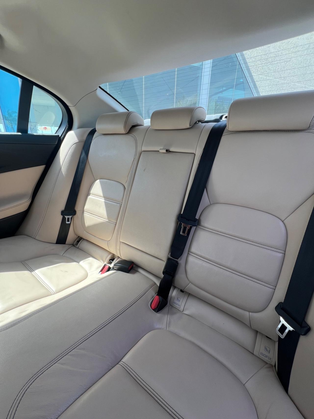Jaguar XE 2.0d Turbo 180CV aut. Prestige Business Edition