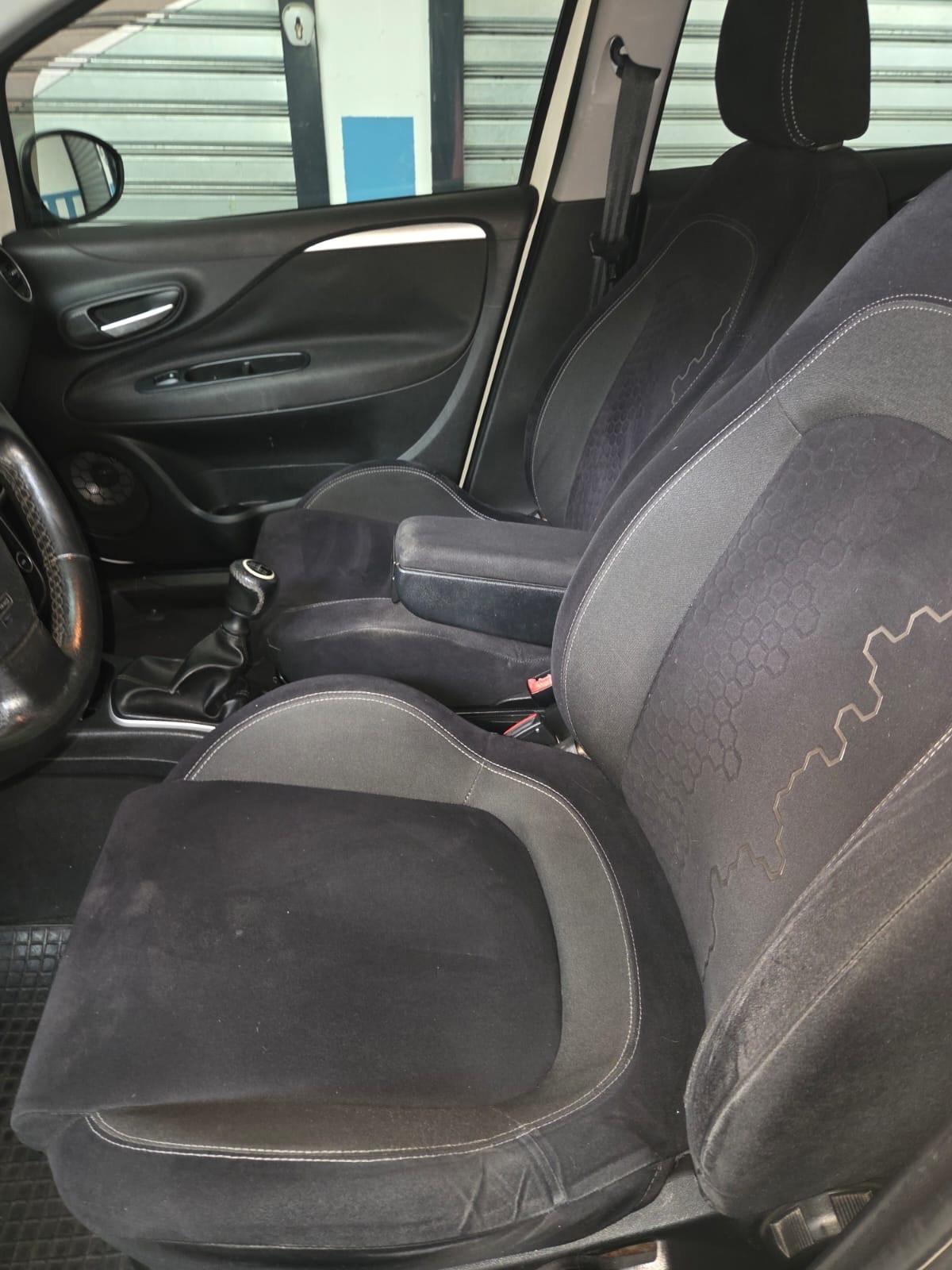 Fiat Punto 1.4 8V 5 porte Natural Power Lounge
