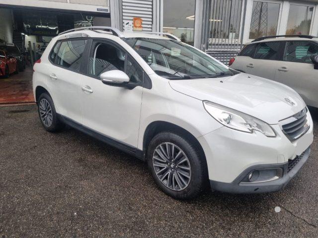 PEUGEOT 2008 BlueHDi 100 Allure