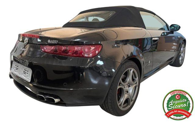 ALFA ROMEO Spider 1750 TBi