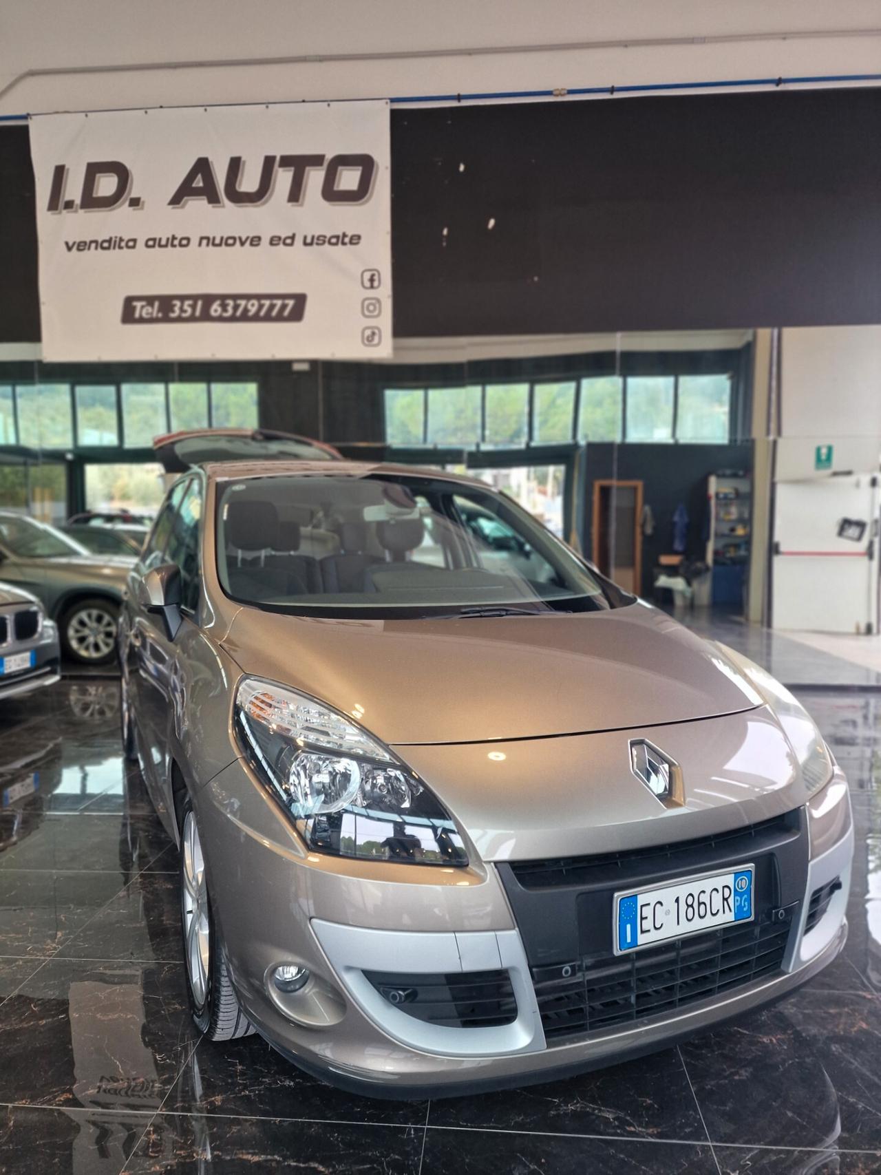 Renault Scenic Scénic X-Mod 1.5 dCi 110CV Luxe