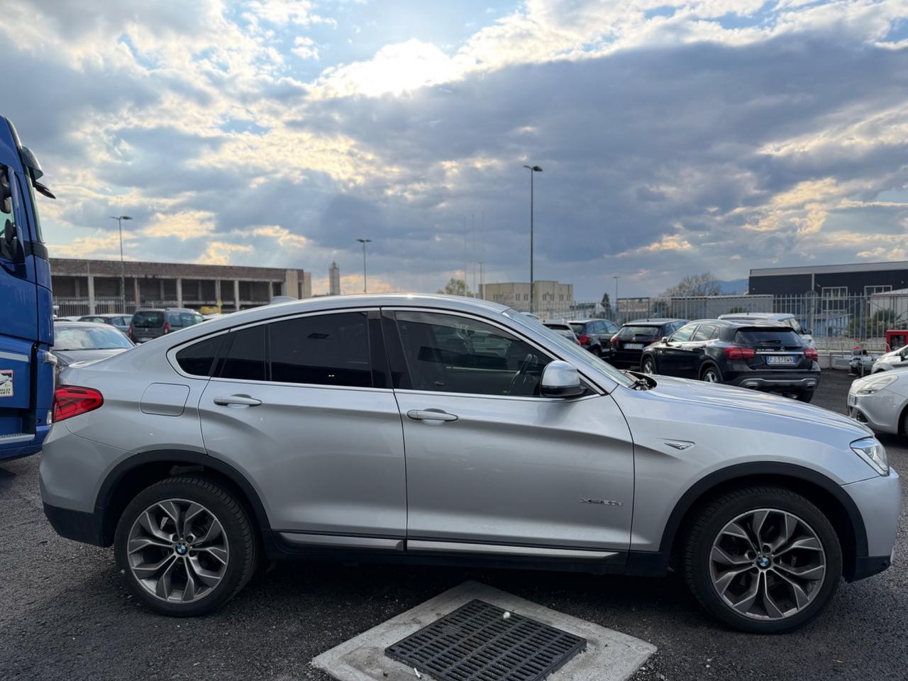 Bmw X4 xDrive20d xLine PER OPERATORI DEL SETTORE