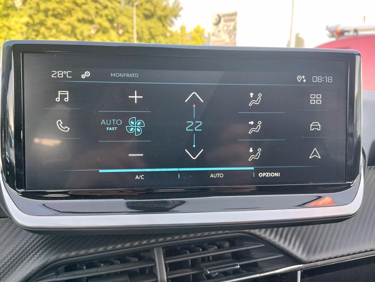 Peugeot 208 motore elettrico 136 CV 5 porte Active