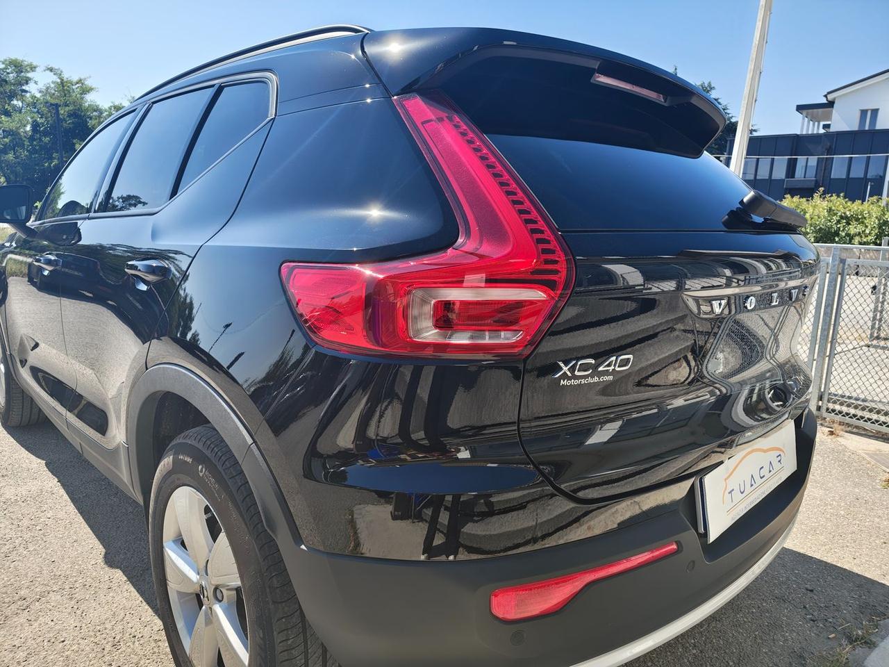 Volvo XC40 Essential T2 #11401