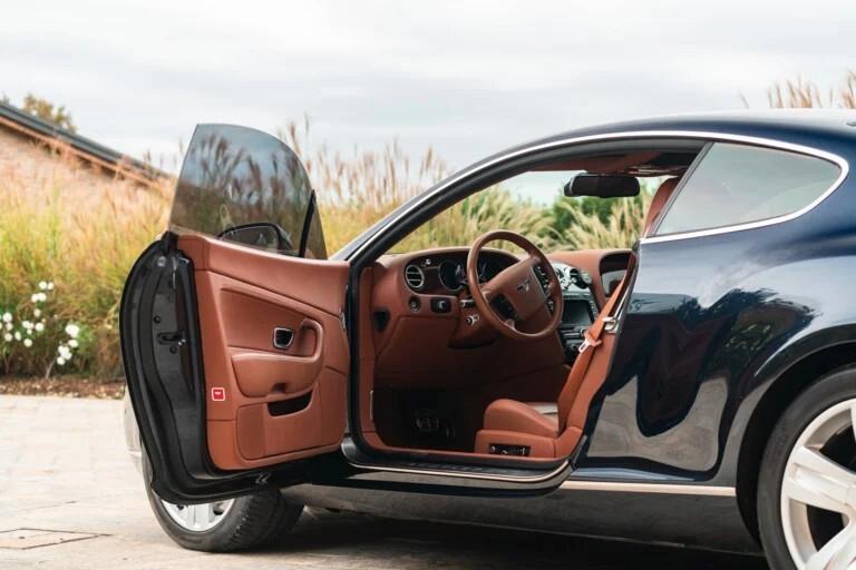 BENTLEY CONTINENTAL GT - RDS01073