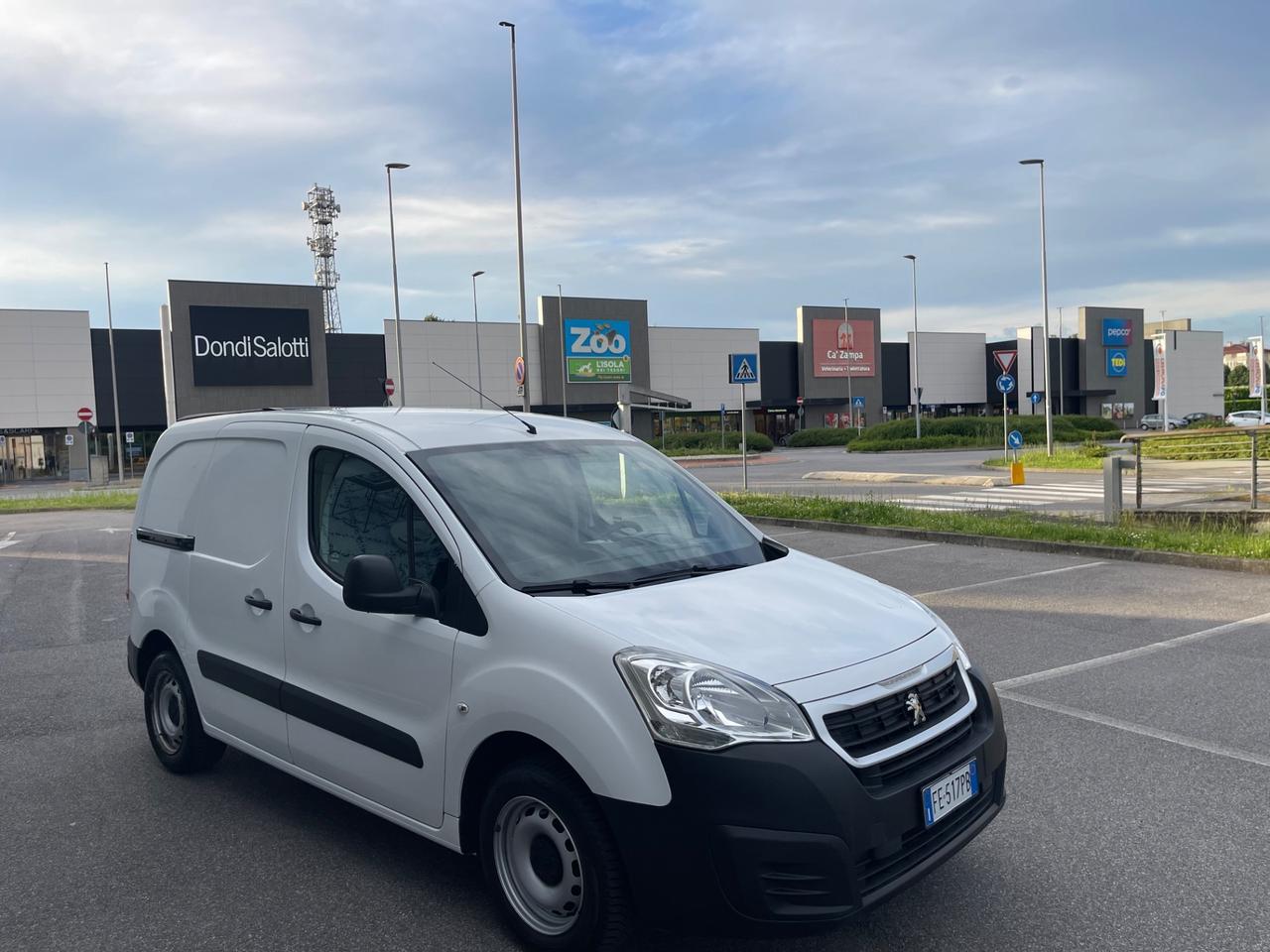 Peugeot Partner Tepee BlueHDi 75 Active