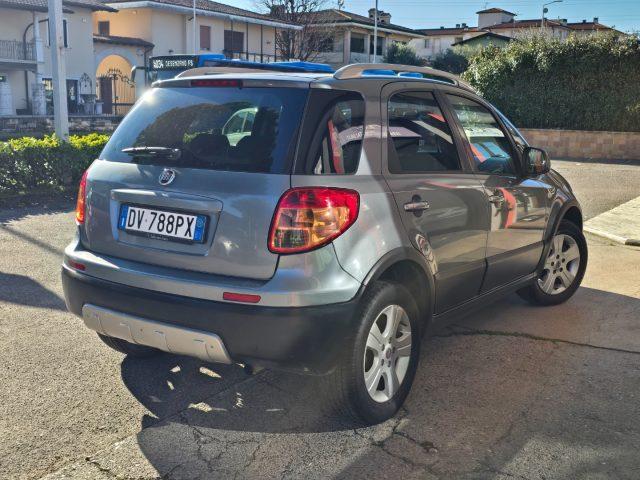FIAT Sedici 1.6 16V 4x4 Dynamic Clima Autom C.L 16" Radio CD