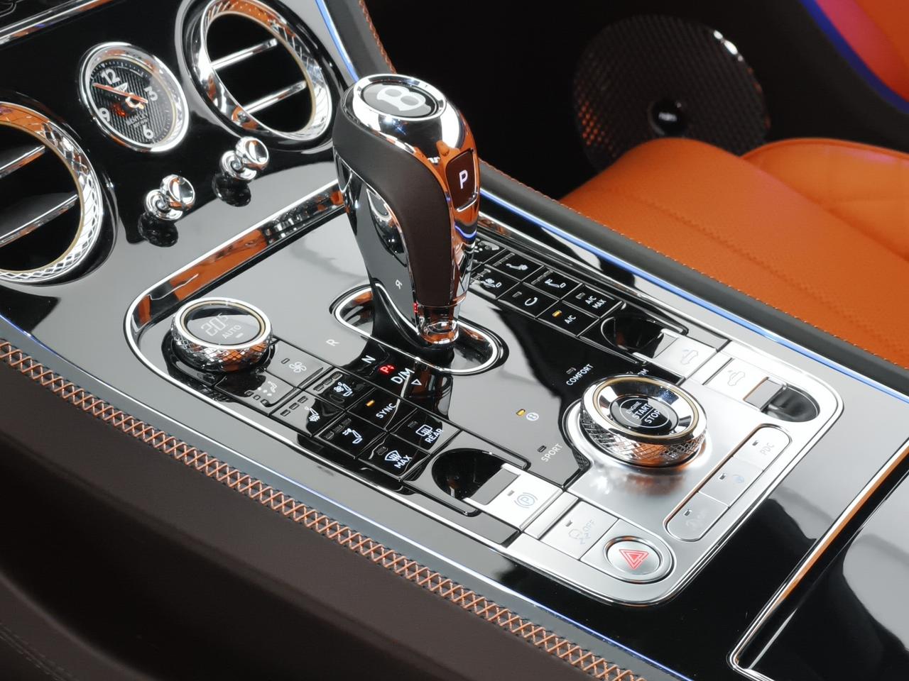 Bentley Continental GTC 550cv First Edition