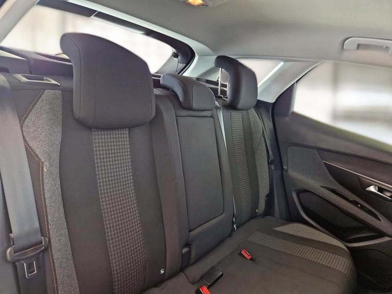 PEUGEOT 3008 BLUEHDI 130 EAT8 SES BUSINESS SUV