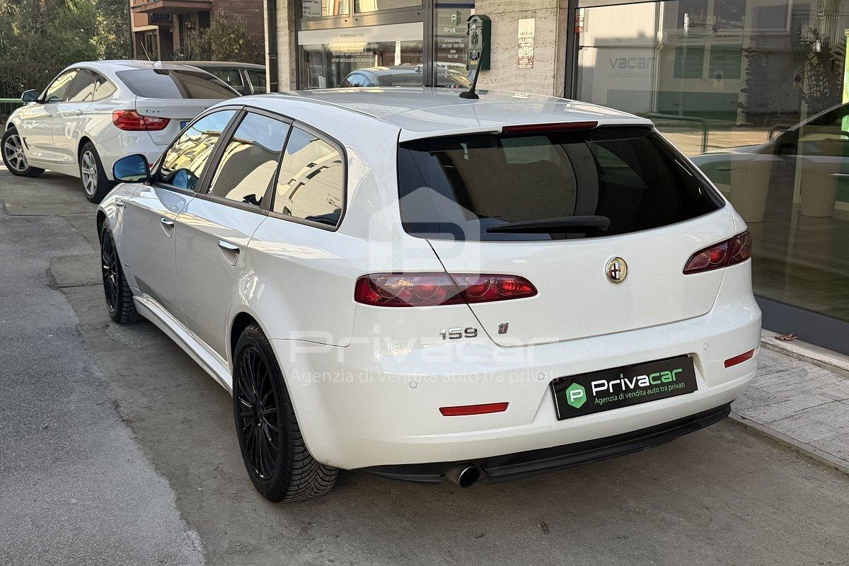 ALFA ROMEO 159 2.0 JTDm Sportwagon Distinctive