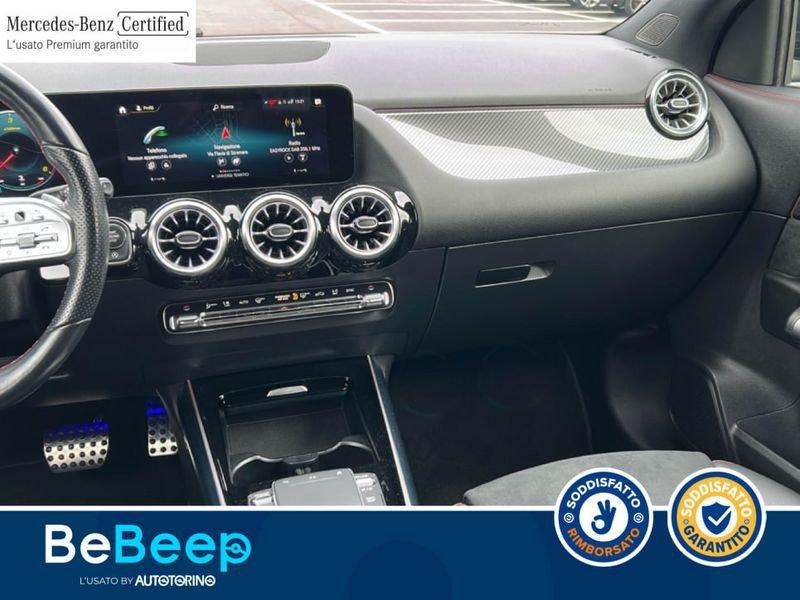 Mercedes-Benz GLA 200 D PREMIUM 4MATIC AUTO