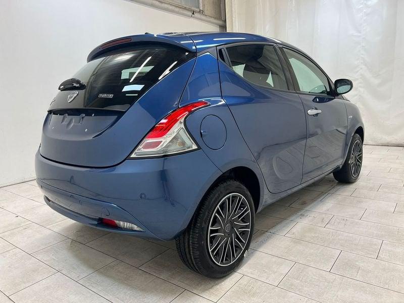 Lancia Ypsilon 1.0 firefly hybrid Gold s&s 70cv 5p.ti