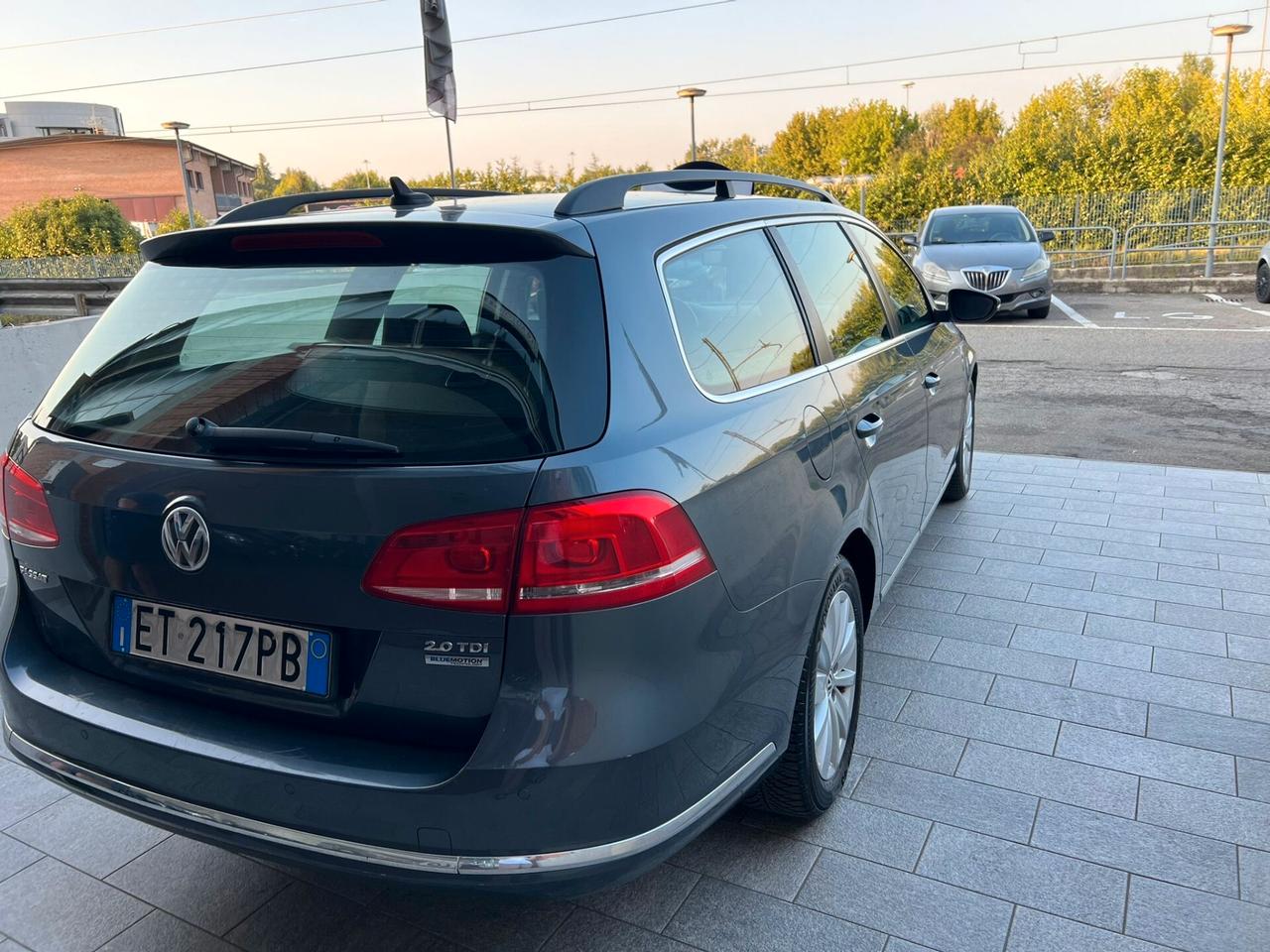 Volkswagen Passat 2.0 TDI Comfortline BlueM. Tech.