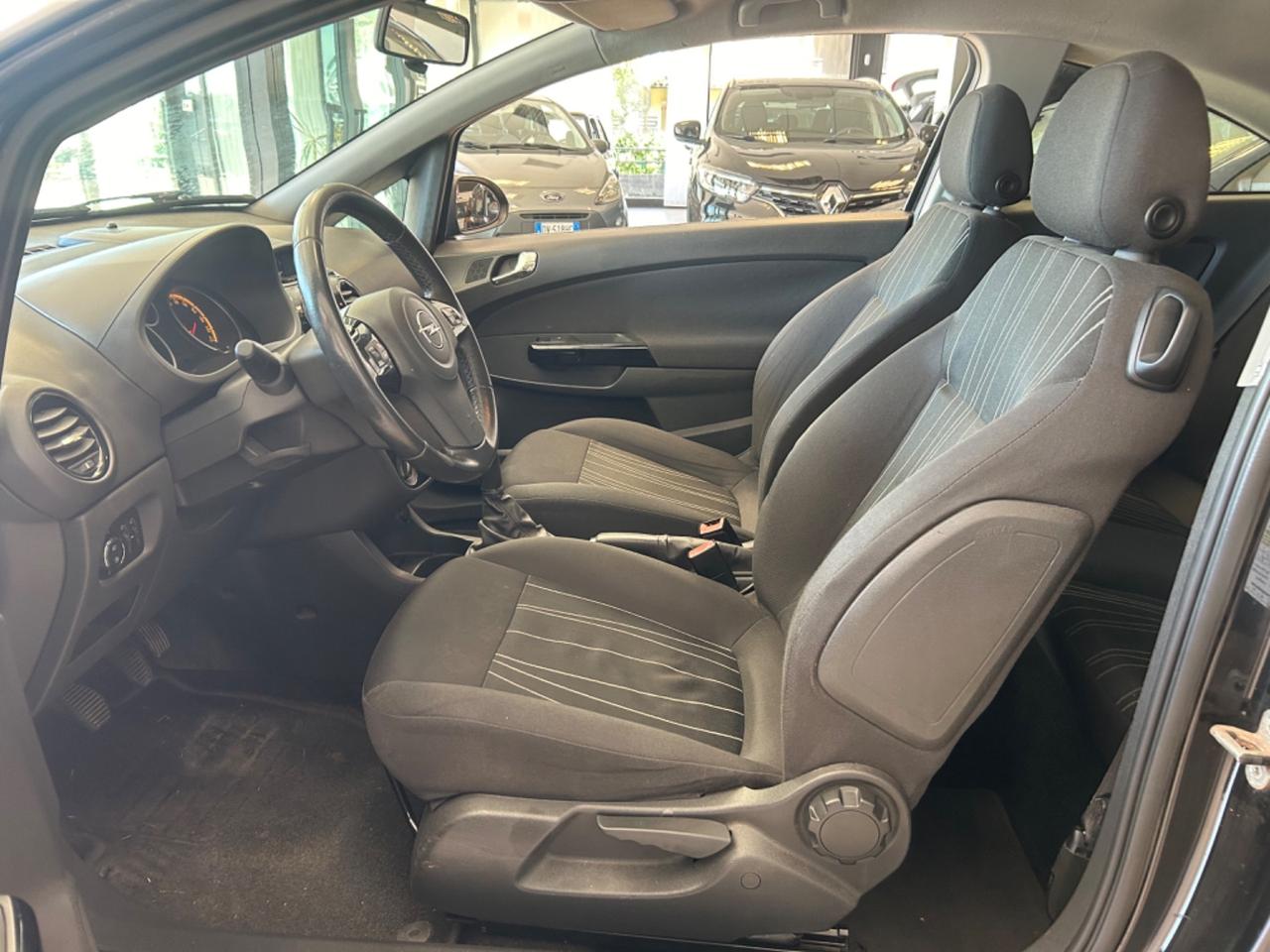 Opel Corsa - 2011 1.3 CDTI 95CV