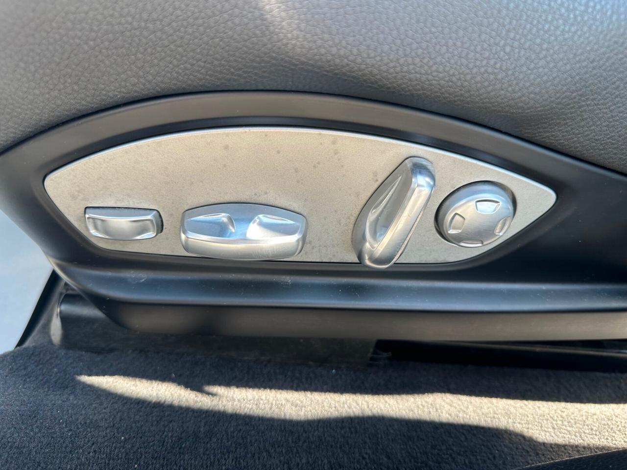 Porsche Panamera 3.0 Diesel /km doc/pasm/navi/pelle