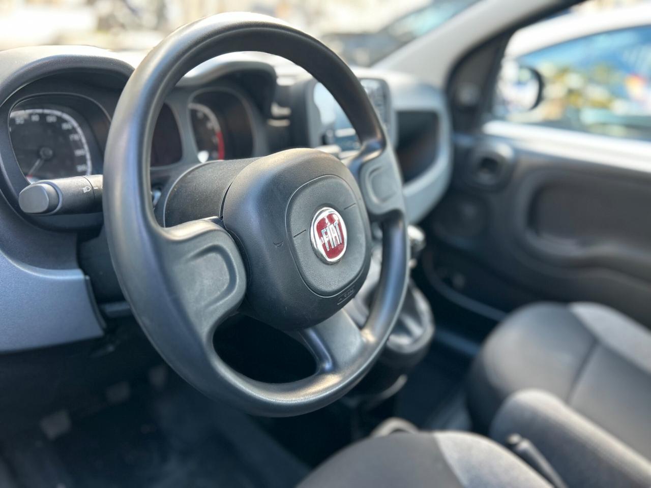 Fiat Panda 1.0 FireFly S&S Hybrid Red