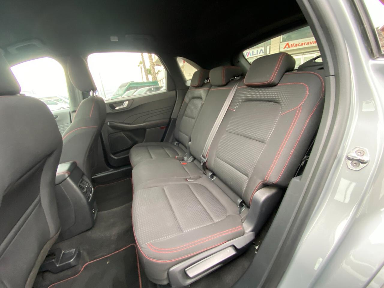 Ford Kuga 1.5 ecoblue ST-Line 2wd 120cv Autocarro