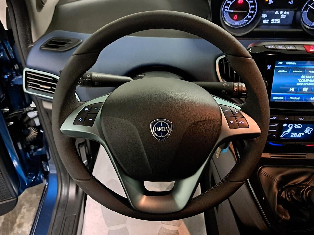 Lancia Ypsilon 1.0 FireFly Hybrid Platino MY'24 Km. 0 (GT621KA)