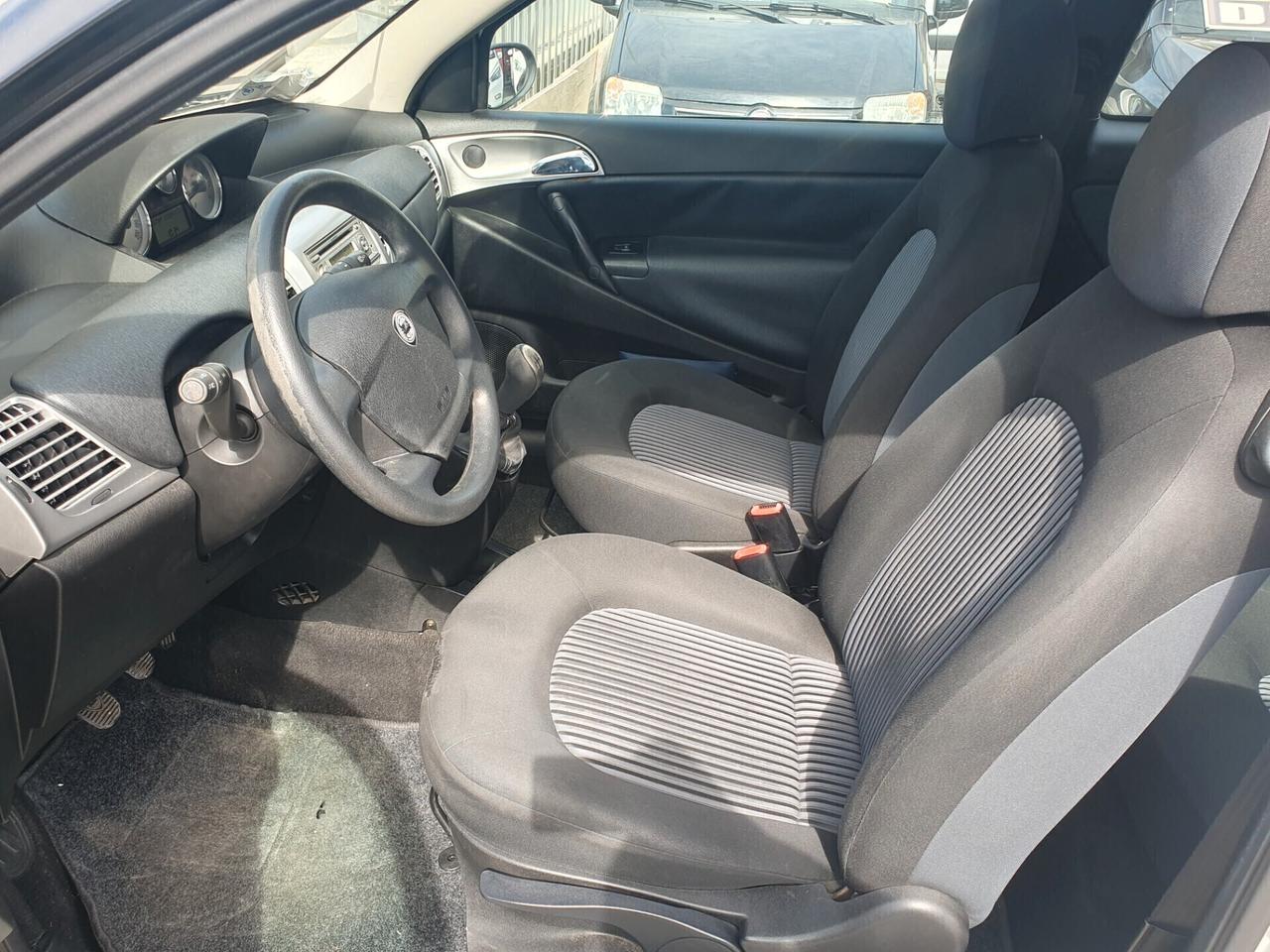Lancia Ypsilon 1.3 MJT 75 CV Neopatentati 2007