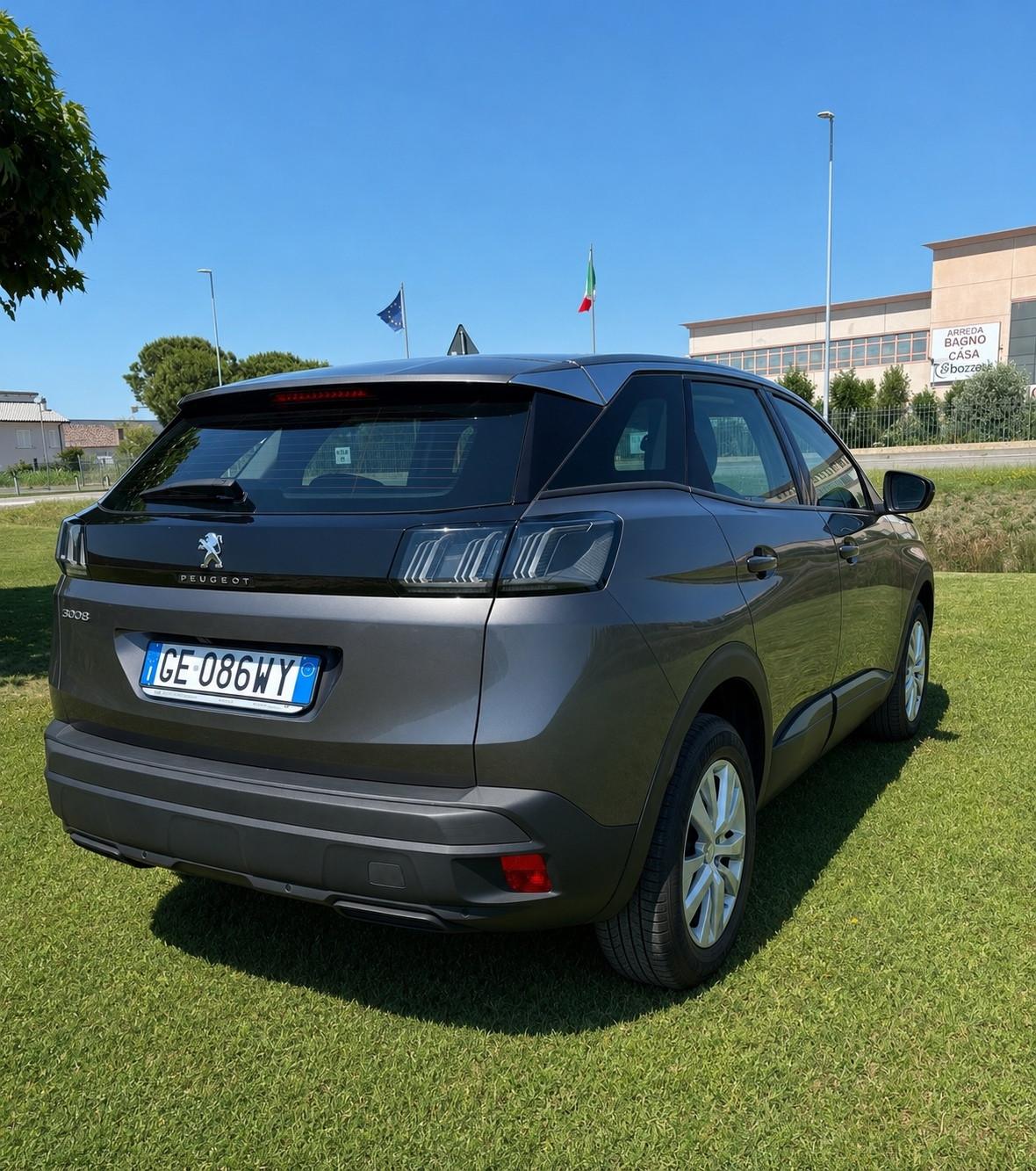 Peugeot 3008 BlueHDi 130 S&S EAT8 Active Pack
