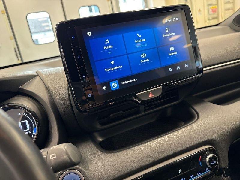 Toyota Yaris Hybrid Lounge MY22