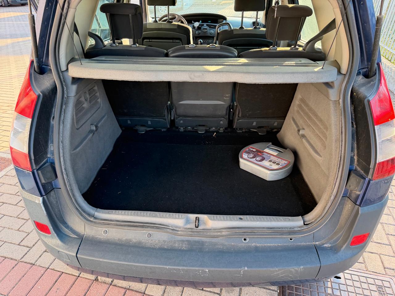Renault Scenic Scénic 1.9 dCi Confort Dynamique