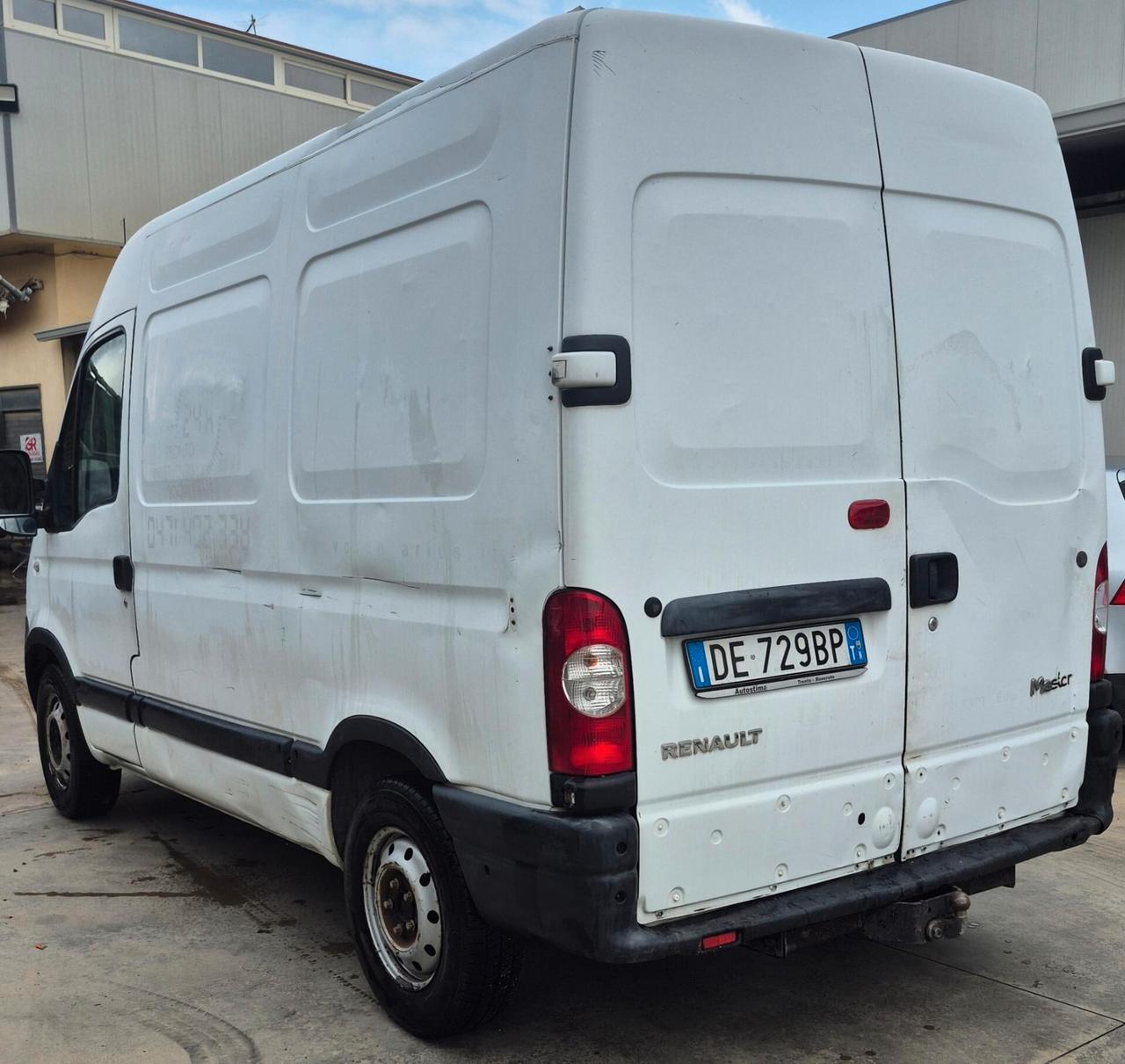 Renault master